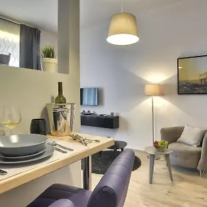 https://da-center-apartments.pula-hotels.org